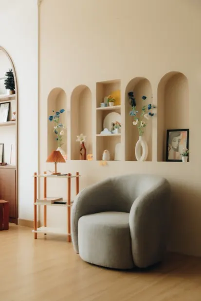 Soft daylight + props
